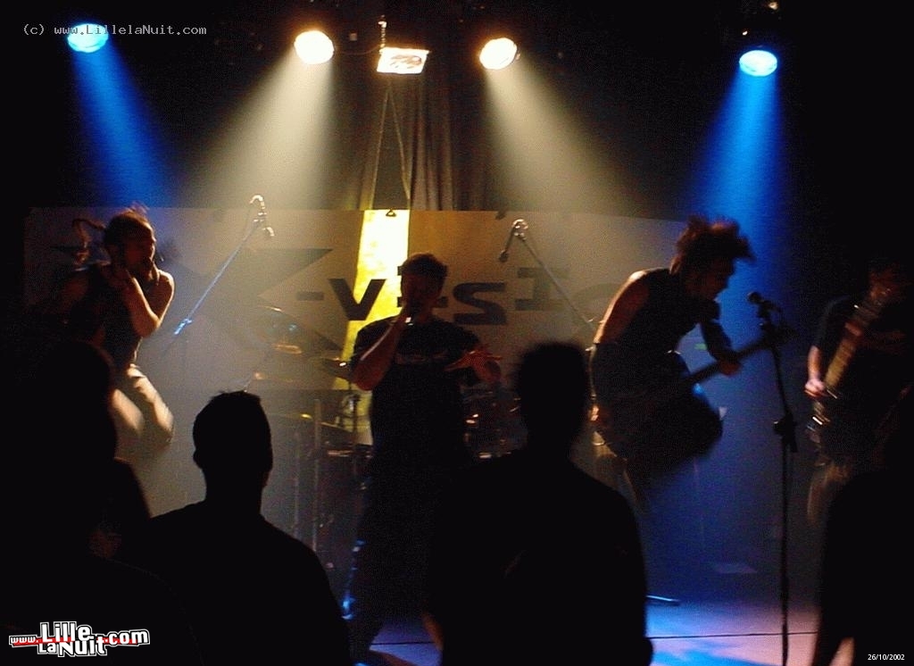 [26/10/2002] Concert Shilk / Revenge of The Dancing Cats / Cross 9 / X-Vision – MJC St André en live - photo n°28