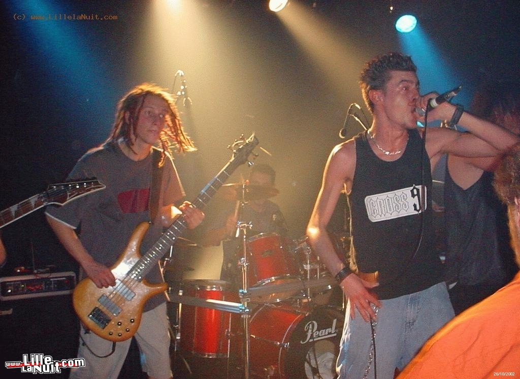 [26/10/2002] Concert Shilk / Revenge of The Dancing Cats / Cross 9 / X-Vision – MJC St André en live - photo n°7