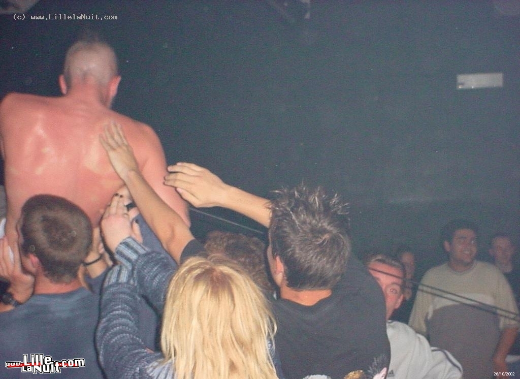 [26/10/2002] Concert Shilk / Revenge of The Dancing Cats / Cross 9 / X-Vision – MJC St André en live - photo n°5