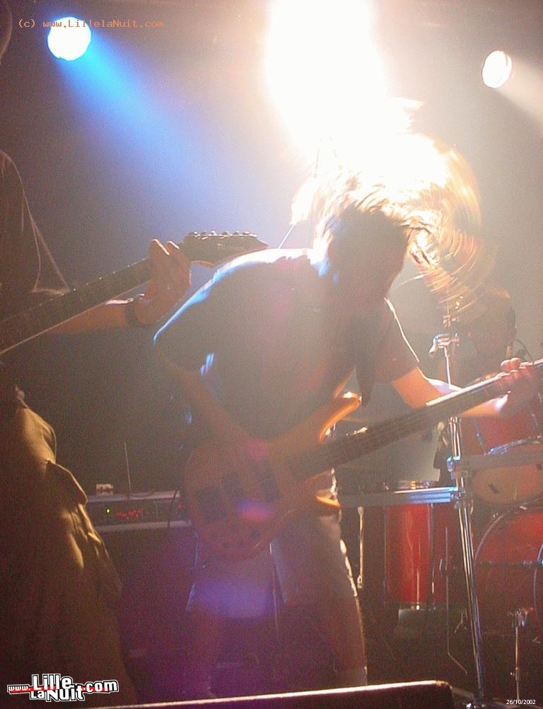 [26/10/2002] Concert Shilk / Revenge of The Dancing Cats / Cross 9 / X-Vision – MJC St André en live - photo n°12