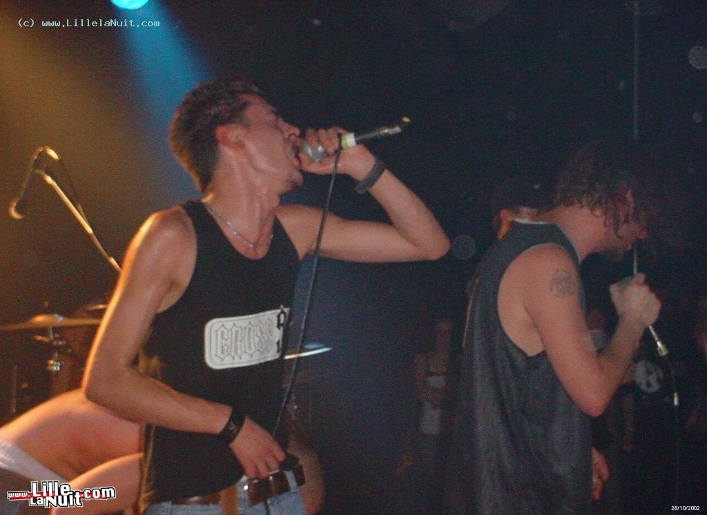 [26/10/2002] Concert Shilk / Revenge of The Dancing Cats / Cross 9 / X-Vision – MJC St André en live - photo n°10