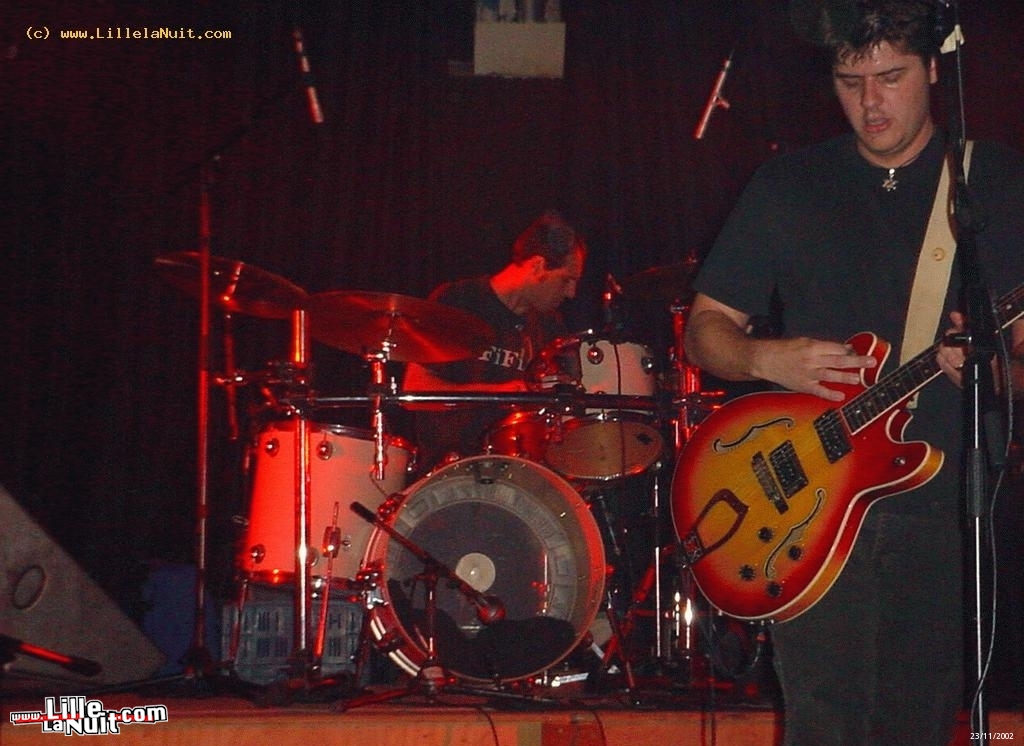 [23/11/2002] Festival RocklaPop – L&rsquo;Oeil / Superbus – à St André en live - photo n°4