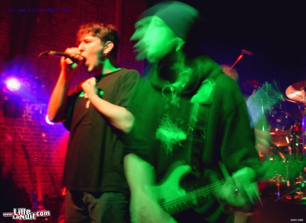 [04/01/2003] Concert The Aphasya & Clampdown & Wahead à la Ferme Dupire (V.d’Ascq) en live - photo n°21