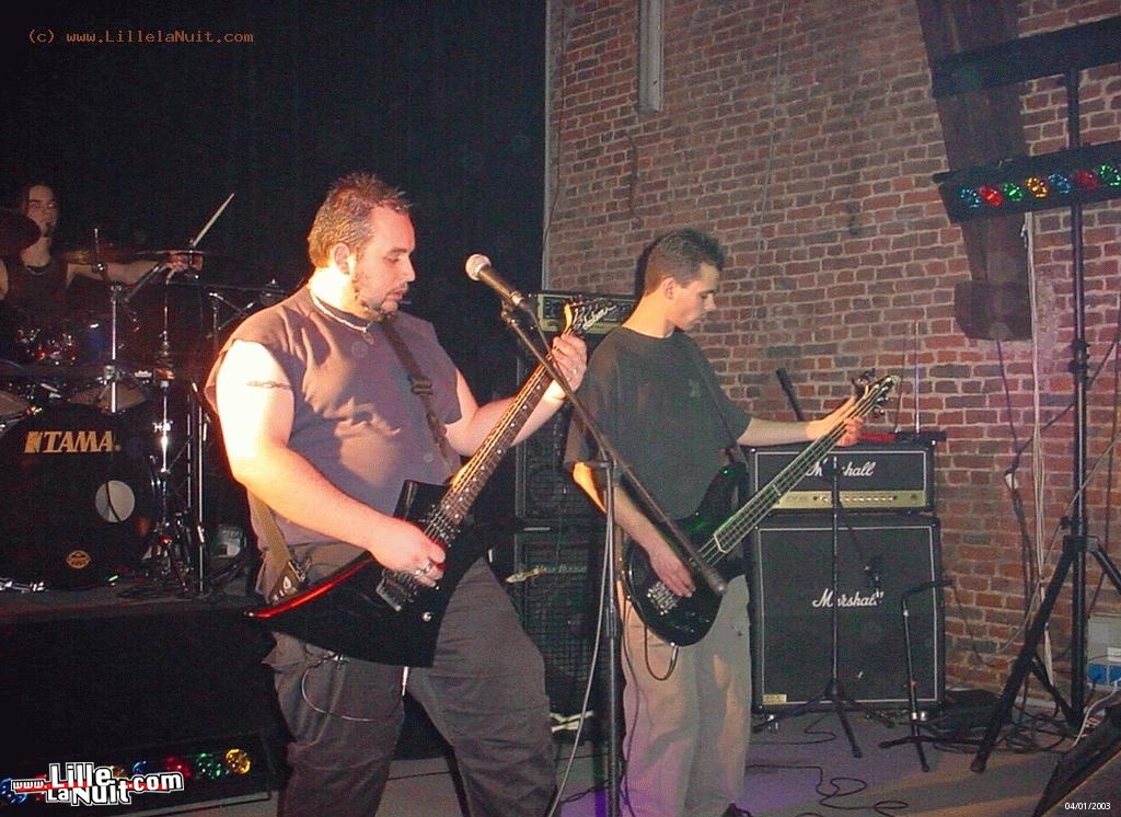 [04/01/2003] Concert The Aphasya & Clampdown & Wahead à la Ferme Dupire (V.d’Ascq) en live - photo n°13