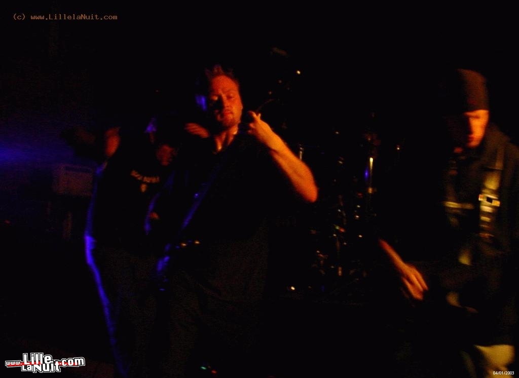[04/01/2003] Concert The Aphasya & Clampdown & Wahead à la Ferme Dupire (V.d’Ascq) en live - photo n°32