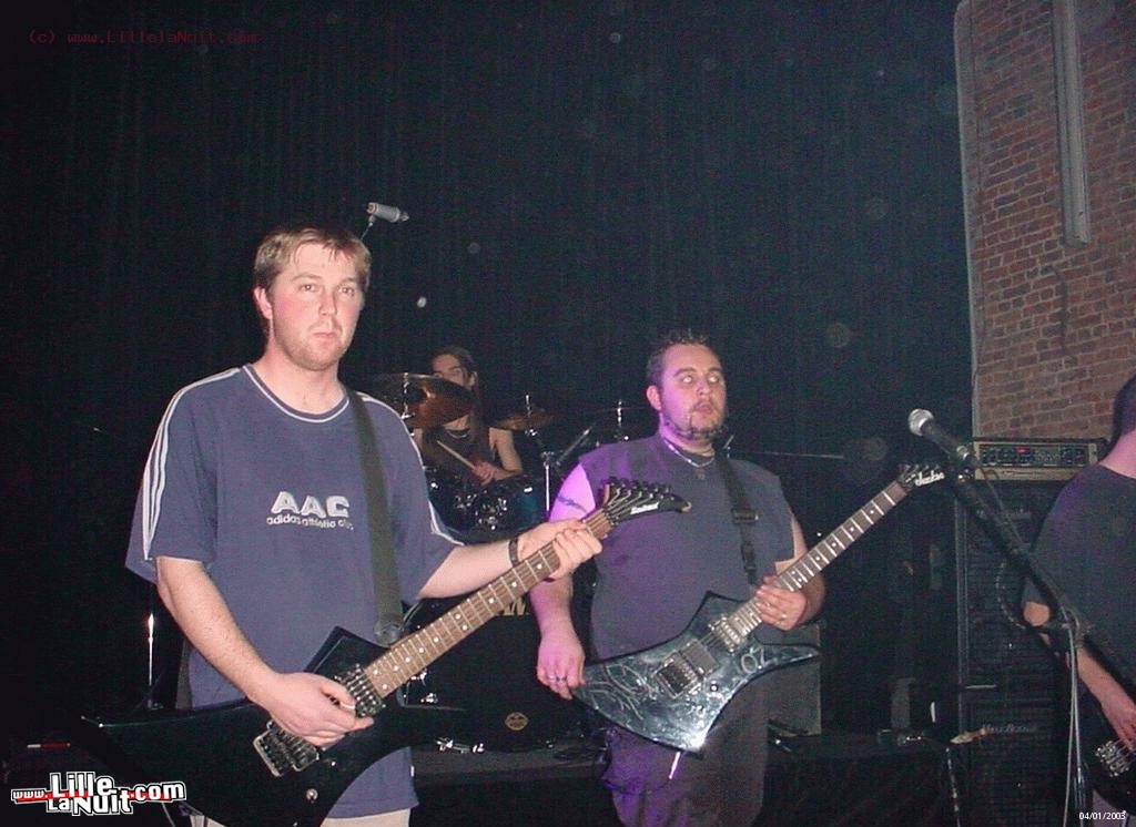 [04/01/2003] Concert The Aphasya & Clampdown & Wahead à la Ferme Dupire (V.d’Ascq) en live - photo n°14