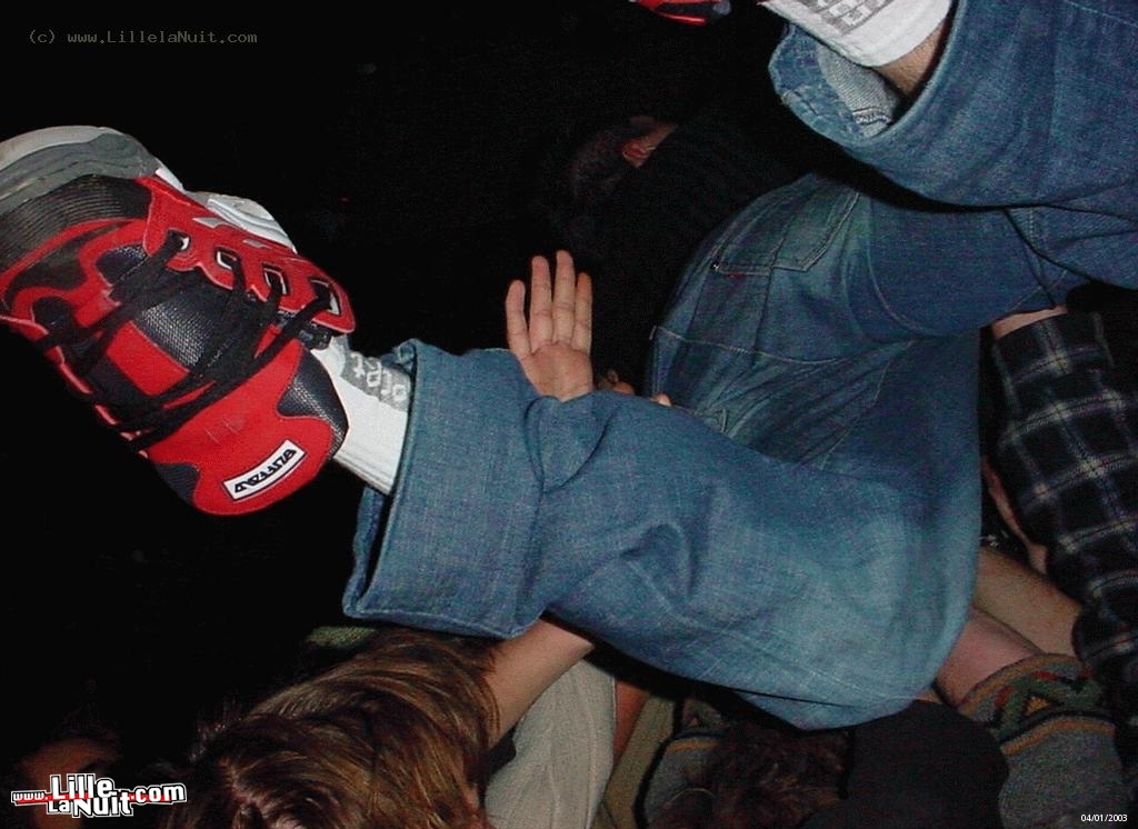 [04/01/2003] Concert The Aphasya & Clampdown & Wahead à la Ferme Dupire (V.d’Ascq) en live - photo n°10