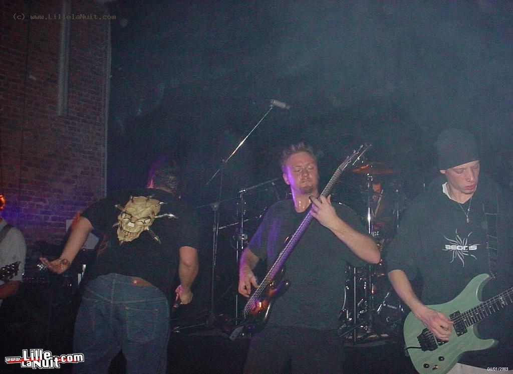 [04/01/2003] Concert The Aphasya & Clampdown & Wahead à la Ferme Dupire (V.d’Ascq) en live - photo n°26