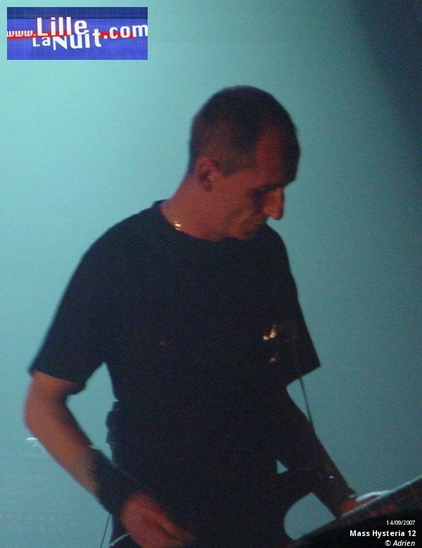 Wahead, Carving & Mass Hysteria a la Condition Publique en live - photo n°20