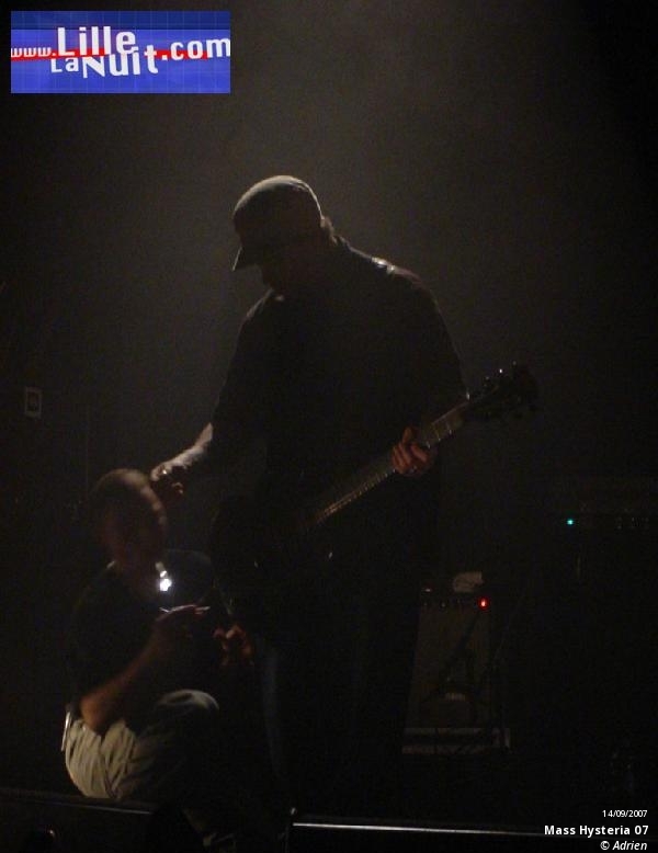 Wahead, Carving & Mass Hysteria a la Condition Publique en live - photo n°15