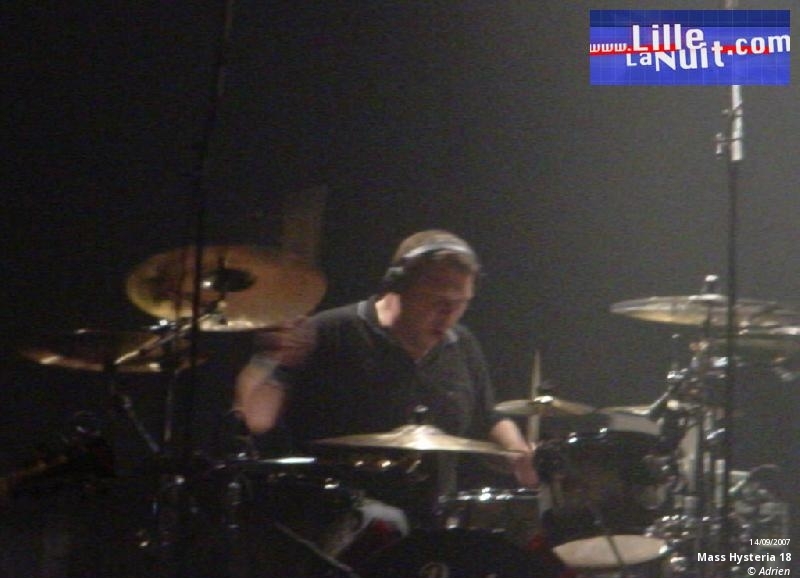 Wahead, Carving & Mass Hysteria a la Condition Publique en live - photo n°26