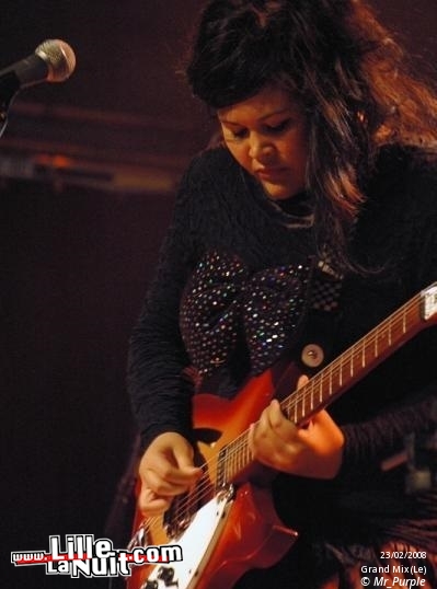 Foals, Operator Please, Housse de Racket et Kennedy ( Inrocks Indie Club) au Grand Mix en live - photo n°14