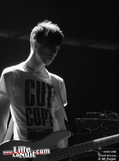 Foals, Operator Please, Housse de Racket et Kennedy ( Inrocks Indie Club) au Grand Mix en live - photo n°11