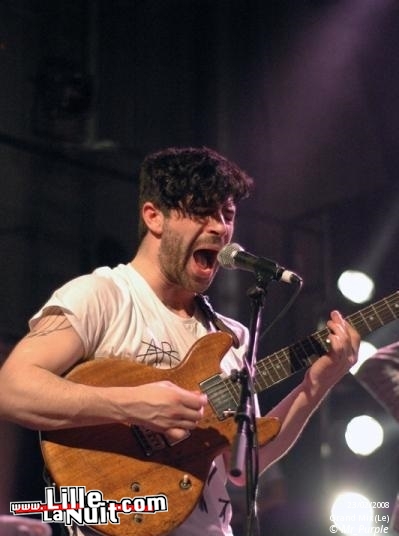 Foals, Operator Please, Housse de Racket et Kennedy ( Inrocks Indie Club) au Grand Mix en live - photo n°16