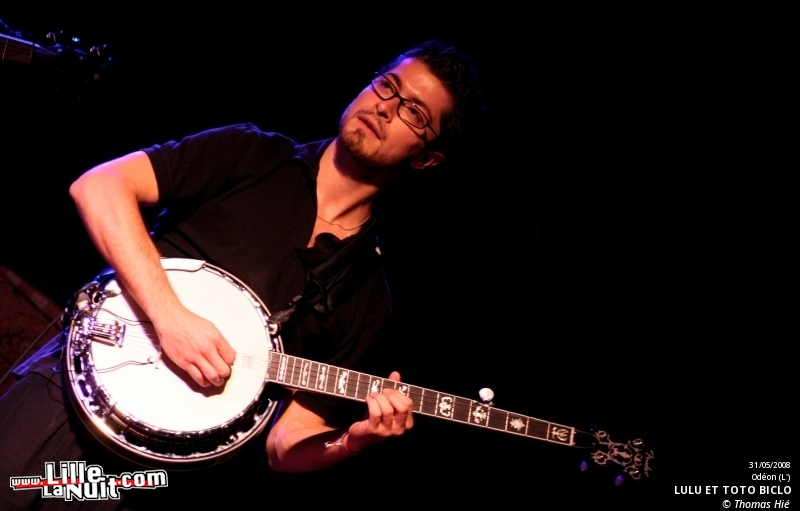 Lulu et Toto Biclo à l’Odeon d’Auchel en live - photo n°18
