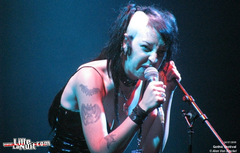 Gothic Festival – Jour 1 – AND ONE, Vomito Negro, Diary Of Dreams, Rotersand, KMFDM & more en live - photo n°4