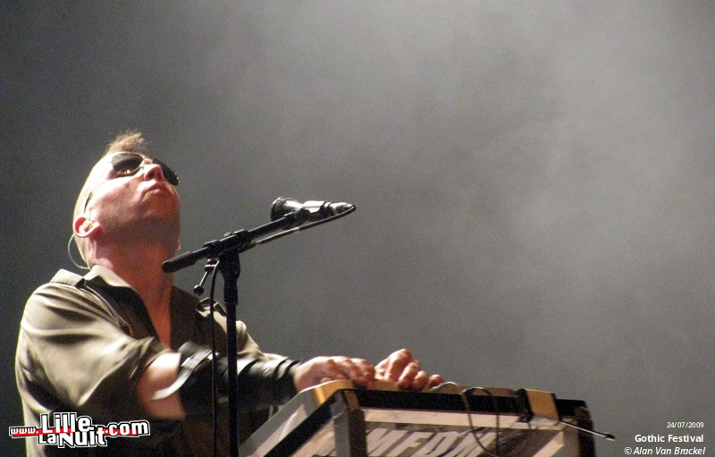 Gothic Festival – Jour 1 – AND ONE, Vomito Negro, Diary Of Dreams, Rotersand, KMFDM & more en live - photo n°38