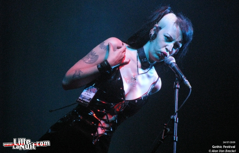 Gothic Festival – Jour 1 – AND ONE, Vomito Negro, Diary Of Dreams, Rotersand, KMFDM & more en live - photo n°7