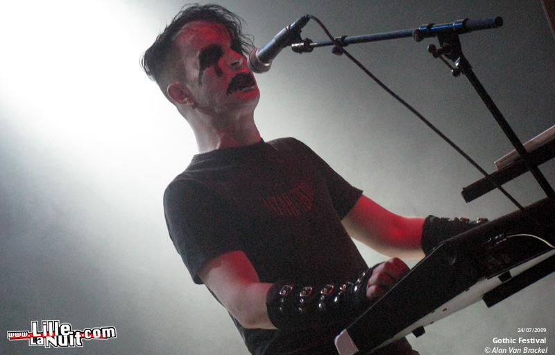 Gothic Festival – Jour 1 – AND ONE, Vomito Negro, Diary Of Dreams, Rotersand, KMFDM & more en live - photo n°17