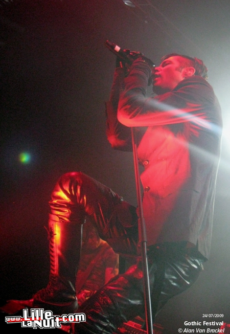 Gothic Festival – Jour 1 – AND ONE, Vomito Negro, Diary Of Dreams, Rotersand, KMFDM & more en live - photo n°30