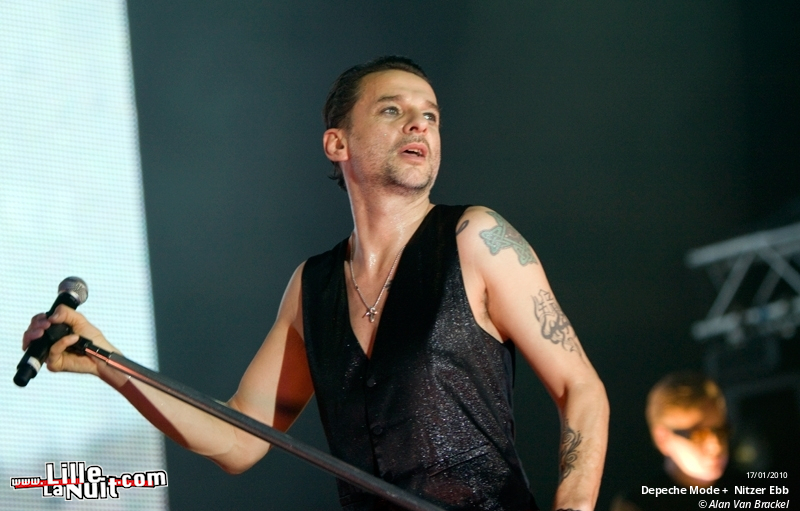 Depeche Mode + Nitzer Ebb au Stade Couvert Régional de Liévin en live - photo n°28