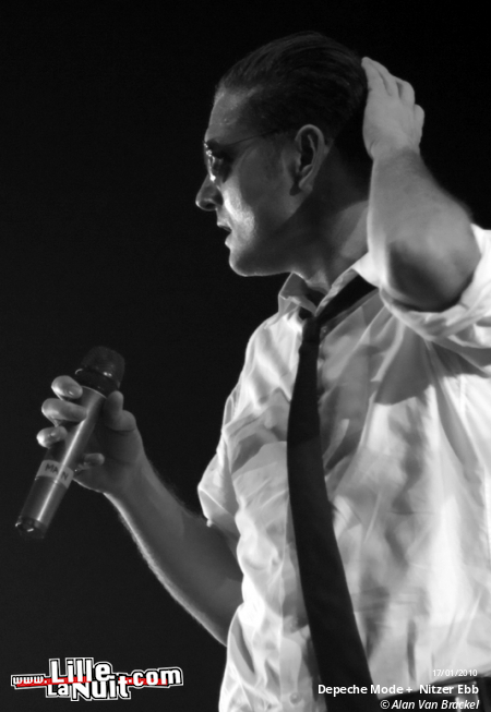 Depeche Mode + Nitzer Ebb au Stade Couvert Régional de Liévin en live - photo n°2