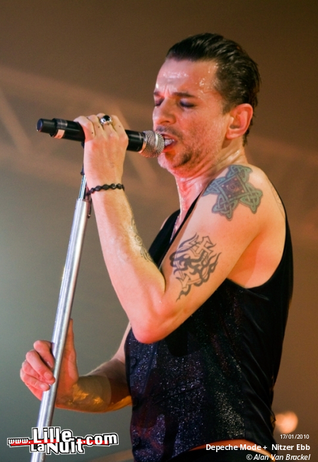 Depeche Mode + Nitzer Ebb au Stade Couvert Régional de Liévin en live - photo n°34