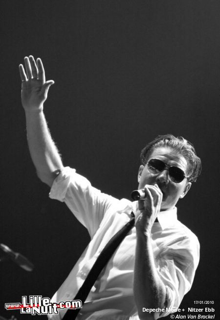 Depeche Mode + Nitzer Ebb au Stade Couvert Régional de Liévin en live - photo n°14