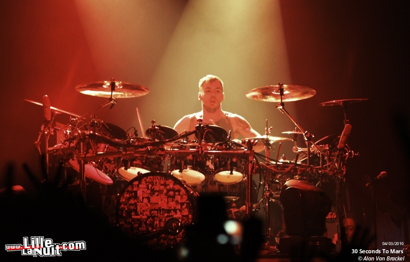 30 Seconds To Mars & Street Drum Corps à l’Aéronef en live - photo n°5