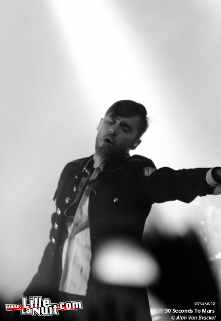 30 Seconds To Mars & Street Drum Corps à l’Aéronef en live - photo n°9