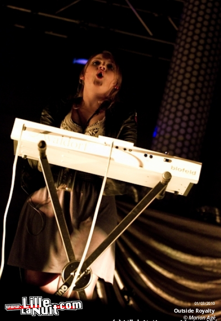 The Cranberries + Outside Royalty au Zénith de Lille en live - photo n°9