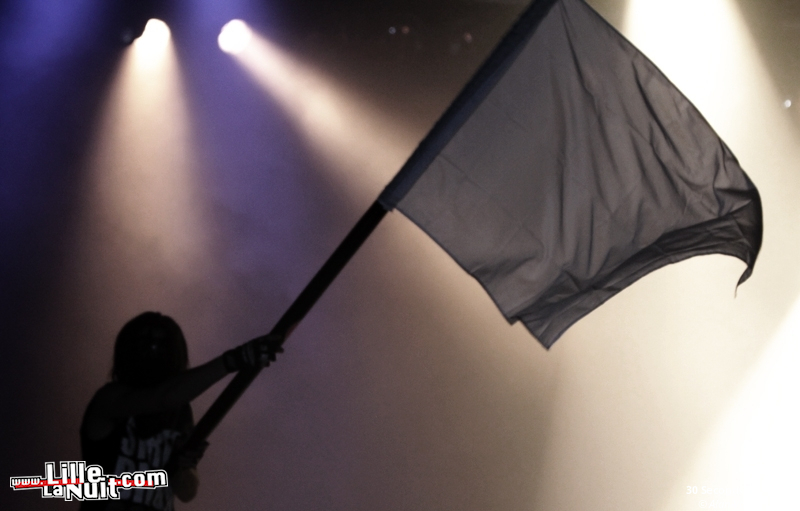 30 Seconds To Mars & Street Drum Corps à l’Aéronef en live - photo n°18