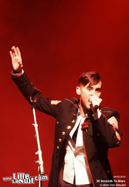 30 Seconds To Mars & Street Drum Corps à l’Aéronef en live - photo n°2