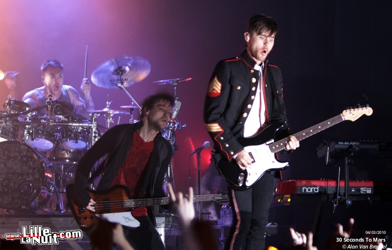 30 Seconds To Mars & Street Drum Corps à l’Aéronef en live - photo n°17