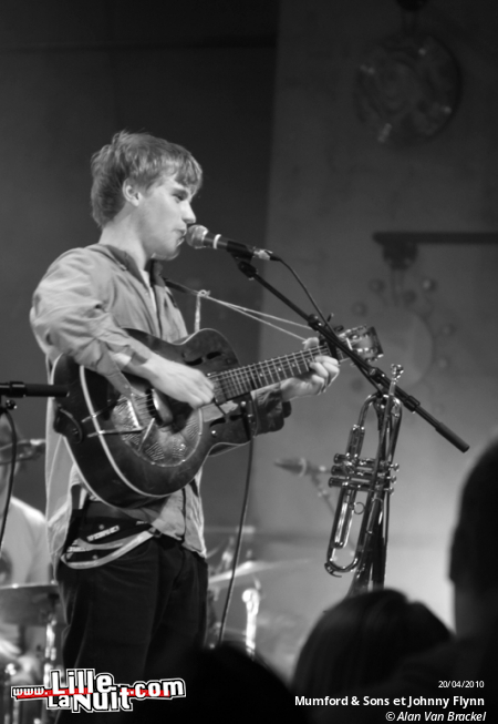 Mumford & Sons et Johnny Flynn au Grand Mix en live - photo n°12