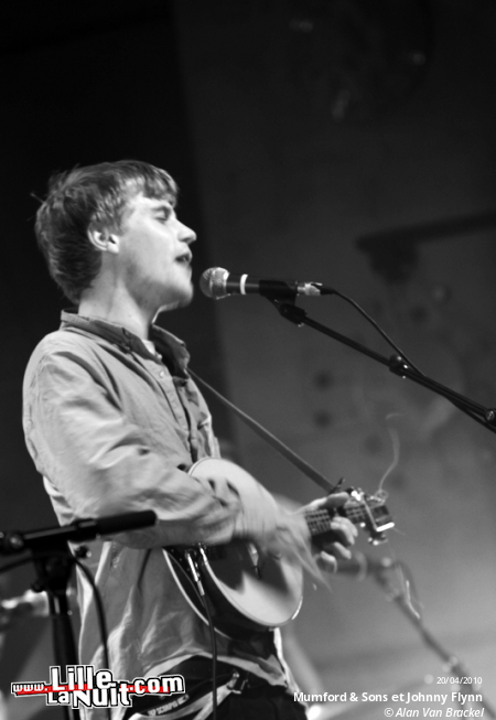Mumford & Sons et Johnny Flynn au Grand Mix en live - photo n°1
