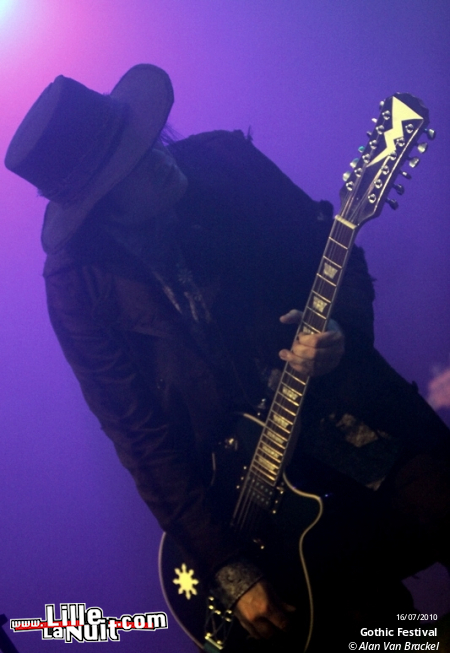 Gothic Festival – Jour 1 – Covenant, Sex Gang Children, Umbra Et Imago, Ordo Rosario Equilibrio, Funker Vogt, etc. en live - photo n°15