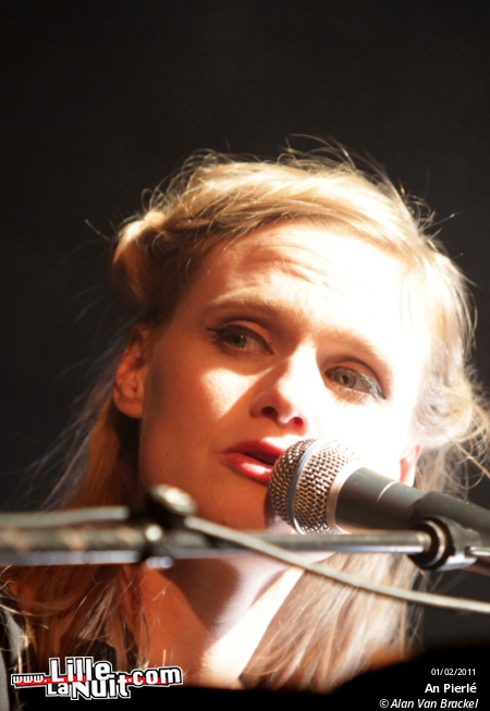 Agnes Obel + An Pierlé & White Velvet au Grand Mix en live - photo n°10
