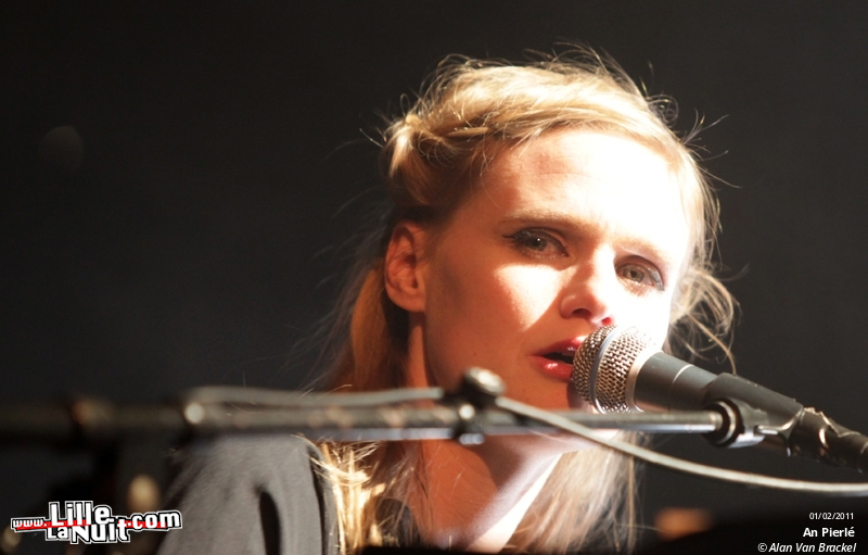 Agnes Obel + An Pierlé & White Velvet au Grand Mix en live - photo n°9