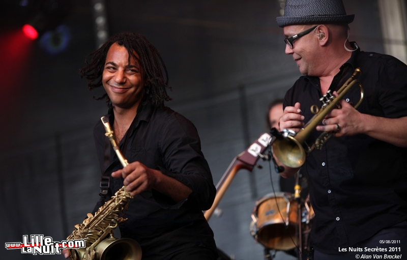 Les Nuits Secrètes – Jour 1 – Carl Barât, Bernard Lavilliers, Rocky, etc. en live - photo n°45