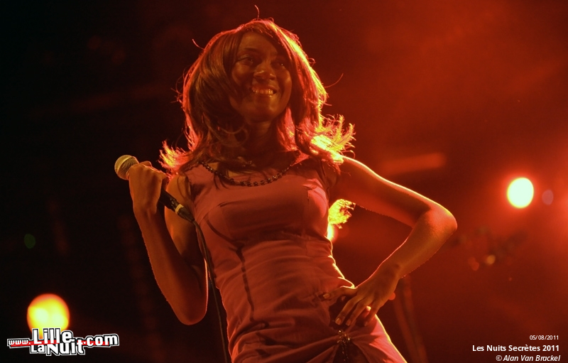 Les Nuits Secrètes – Jour 1 – Carl Barât, Bernard Lavilliers, Rocky, etc. en live - photo n°88