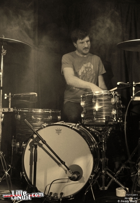 :Take: + Overlow + Cercueil + Ed Wood Jr à la Péniche en live - photo n°25