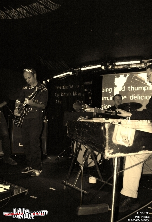 :Take: + Overlow + Cercueil + Ed Wood Jr à la Péniche en live - photo n°3