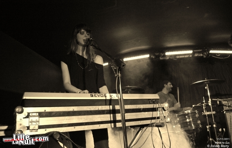 :Take: + Overlow + Cercueil + Ed Wood Jr à la Péniche en live - photo n°13