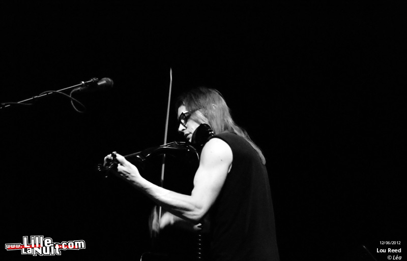 Lou Reed + Joan as Police Woman (solo) à l’Aéronef en live - photo n°3