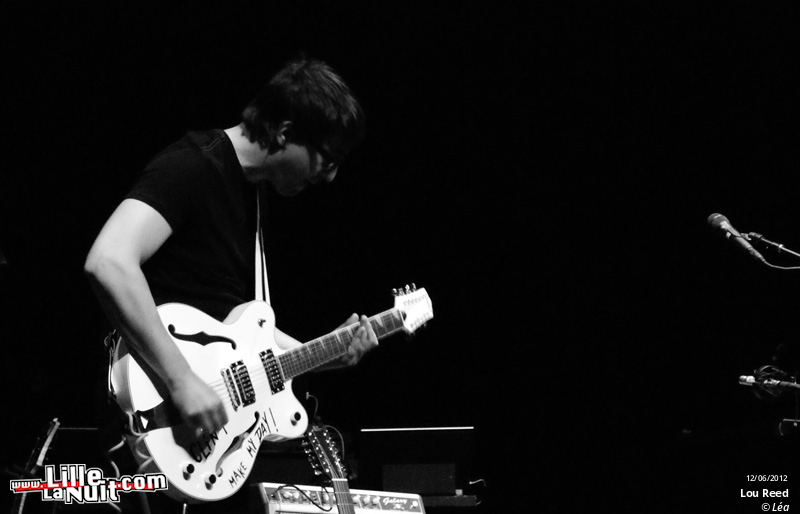 Lou Reed + Joan as Police Woman (solo) à l’Aéronef en live - photo n°2