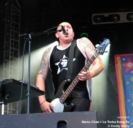 Manu Chao + La Troba Kung-Fu à Marquette en live - photo n°15