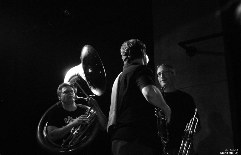 Youngblood Brass Band + Psykokondriak au Grand Mix en live - photo n°18