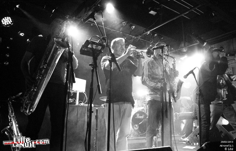 The Herbaliser + DJ Boulaone à L’Aéronef en live - photo n°1