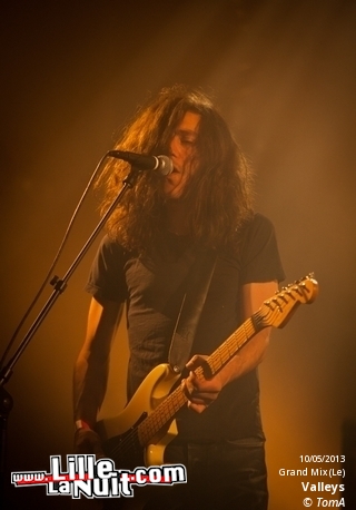 Suuns + PVT + Valleys au Grand Mix en live - photo n°44
